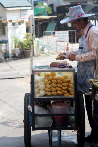 Bangkok street food cart