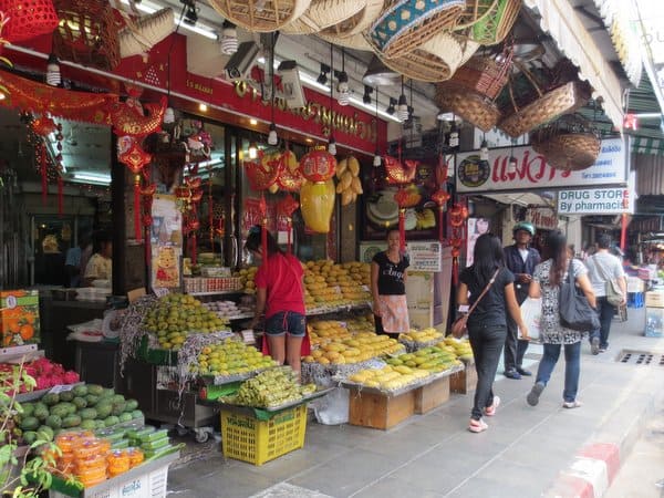Mangos for Sale Bangkok Thailand