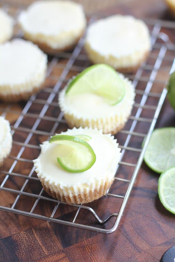 Cheesecakes on a cooling rack