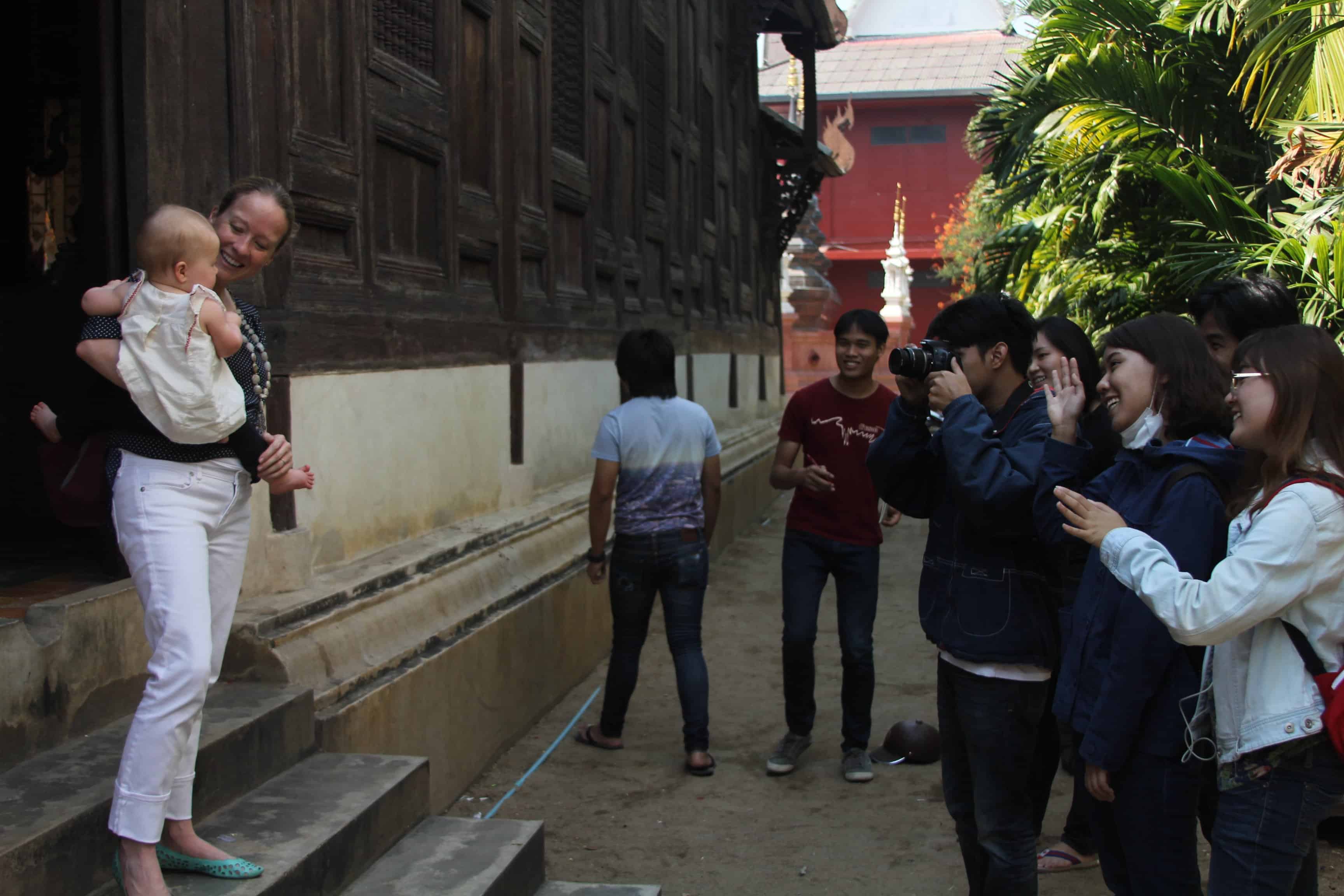 Temple Crowds Chiang Mai