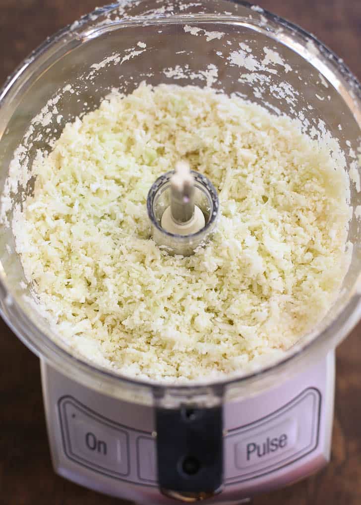 Cauliflower rice in the food processor 