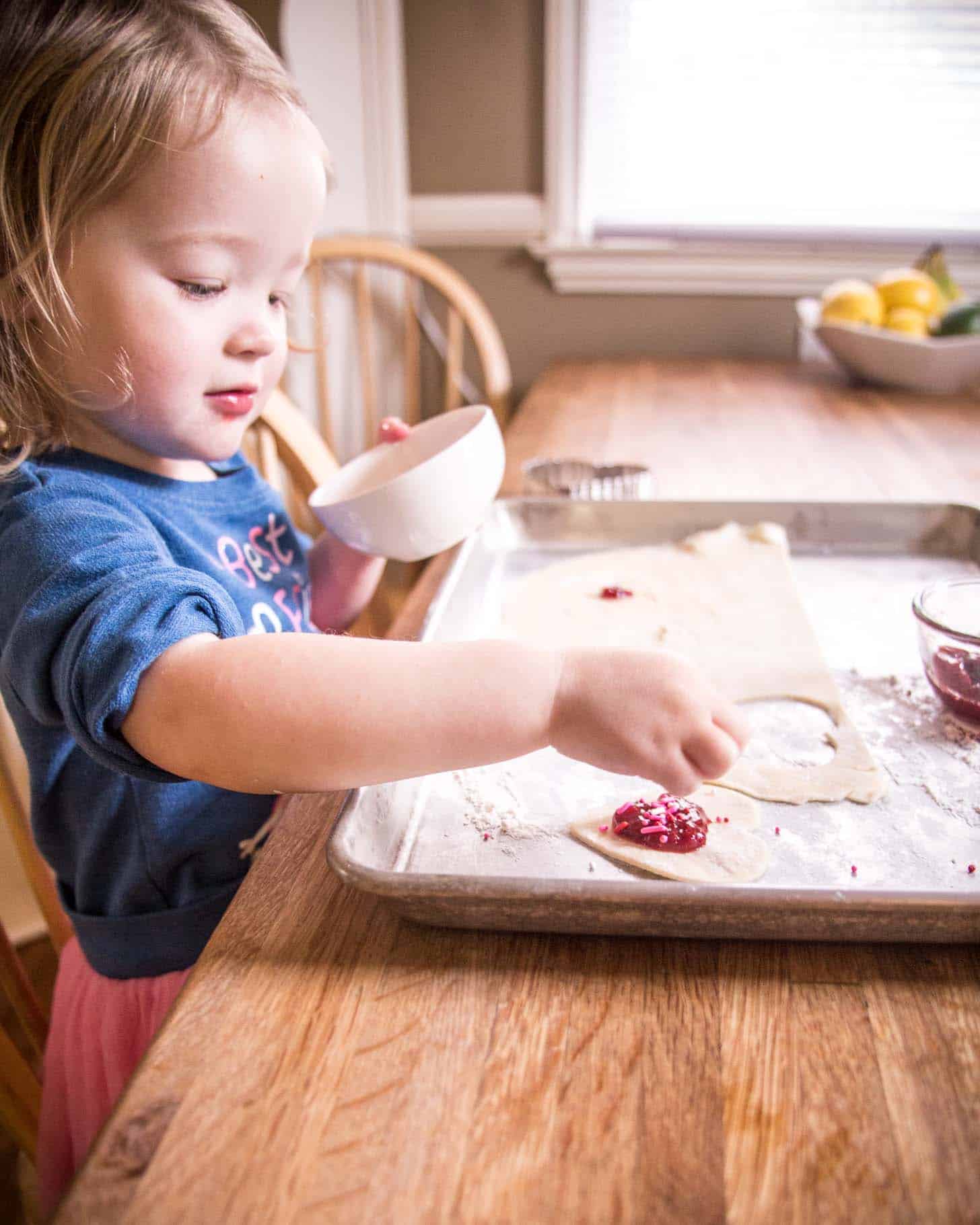 Molly_Strawberry Nutella Hand Pies