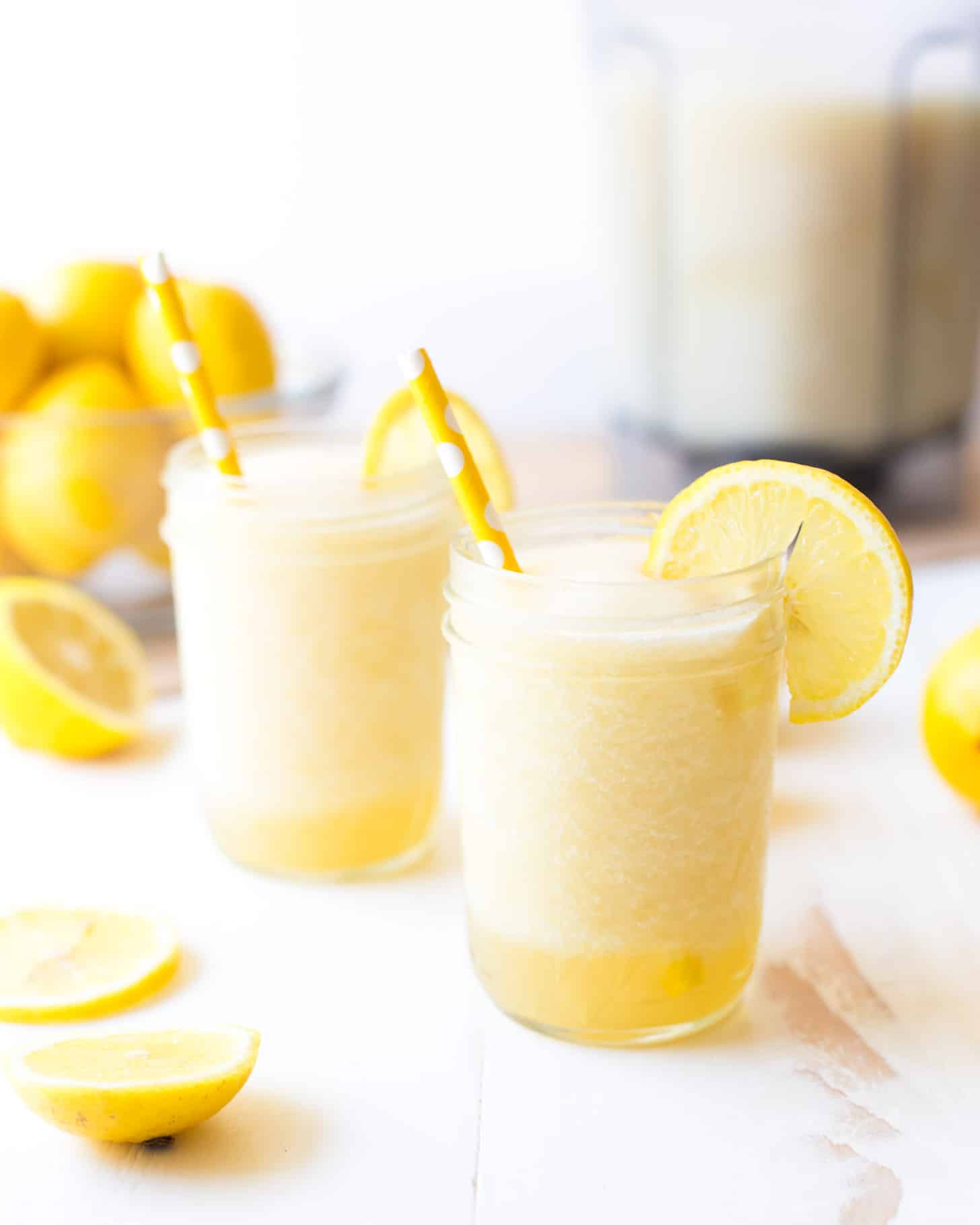 Bourbon Lemonade Slush in mason jars