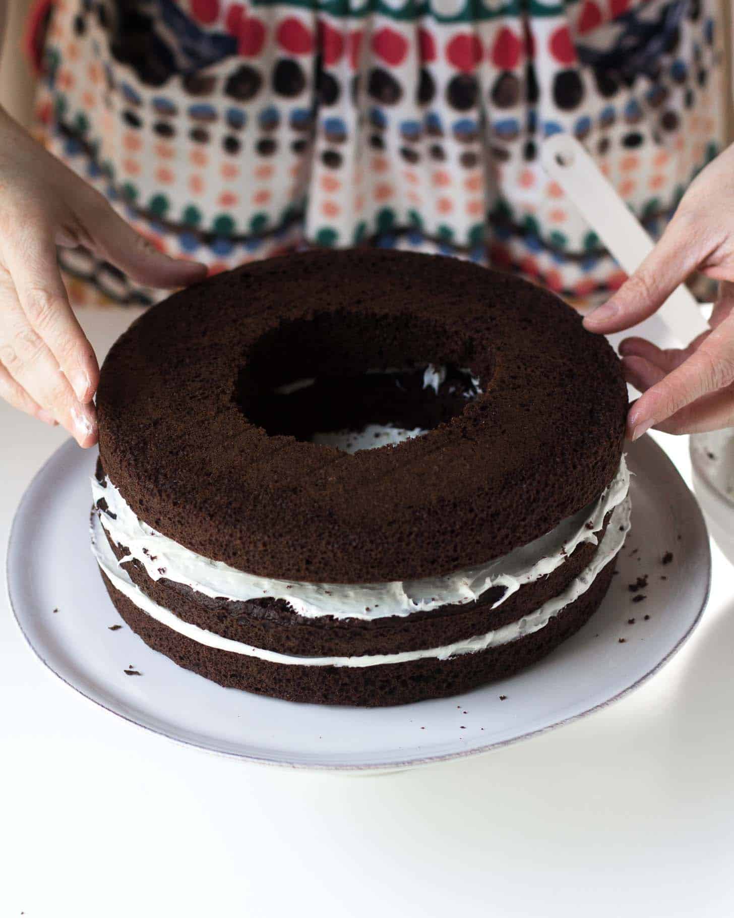adding layers to a chocolate cake