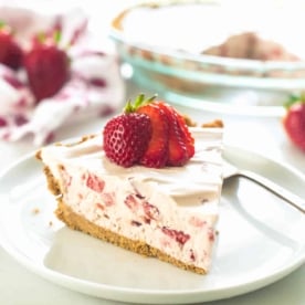 No-Bake Strawberry Cream Pie