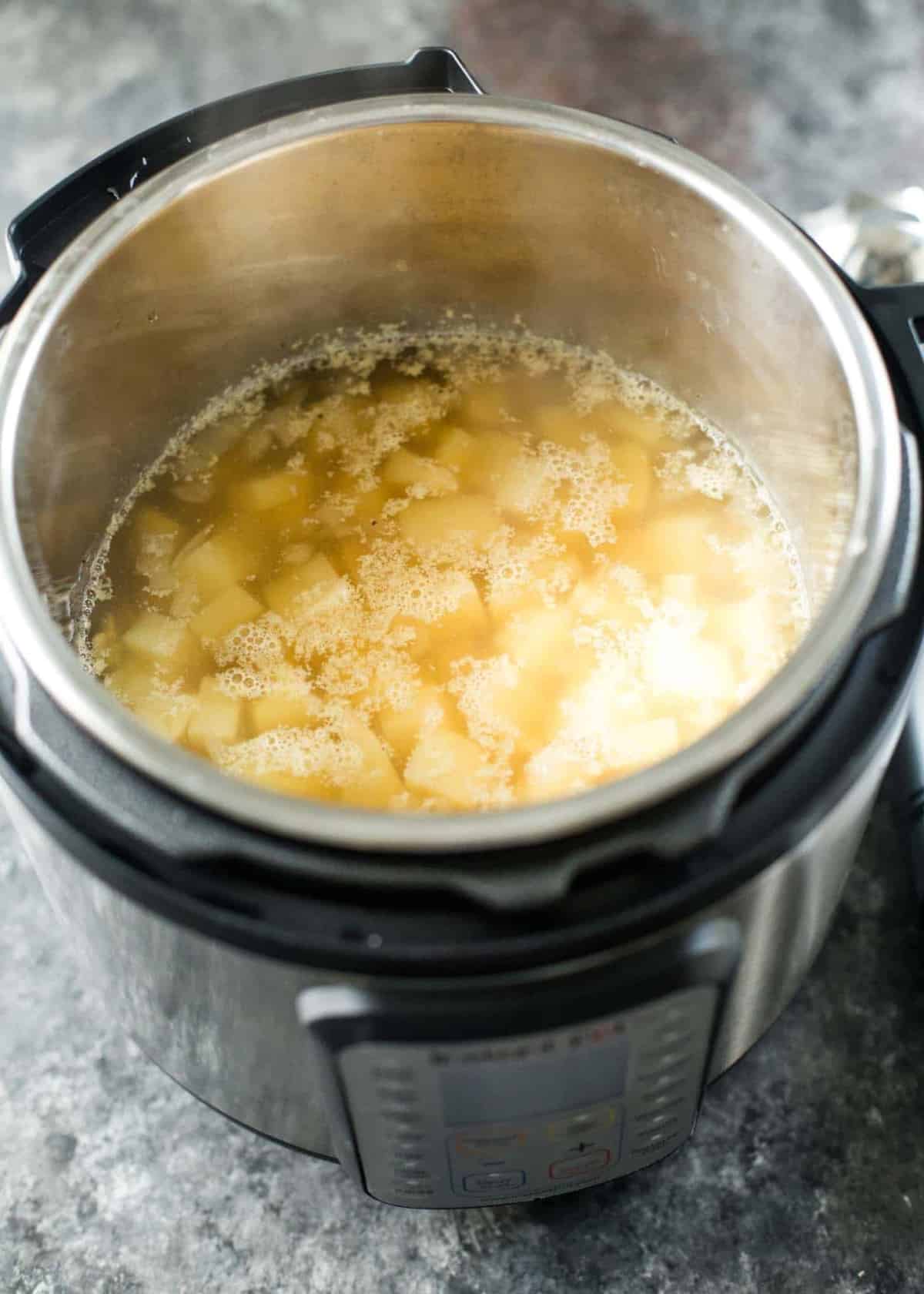 Instant Pot Baked Potato Soup