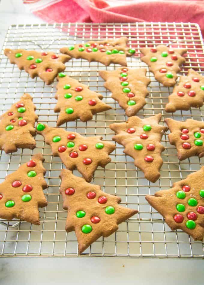 Crisp Gingerbread Cookies