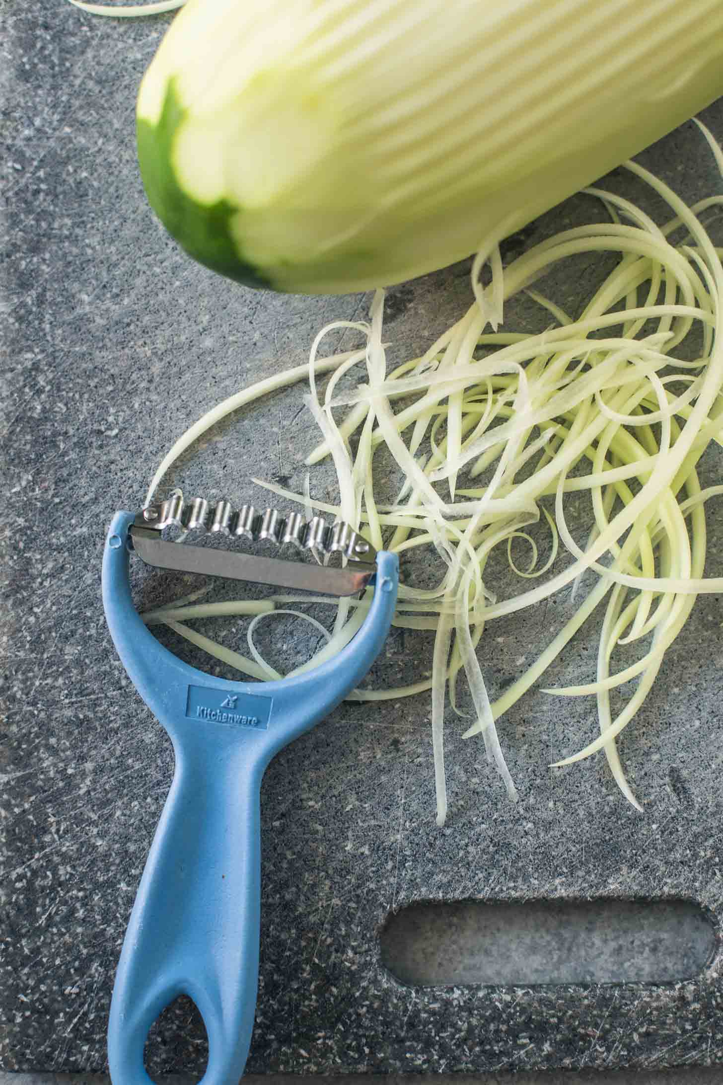 Thai Green Papaya Salad (Som Tam)