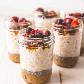 Mason Jar Overnight Oats {Meal Prep}