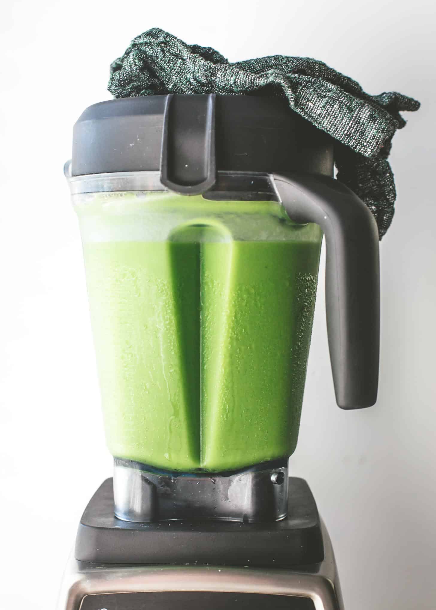 green smoothie in a blender