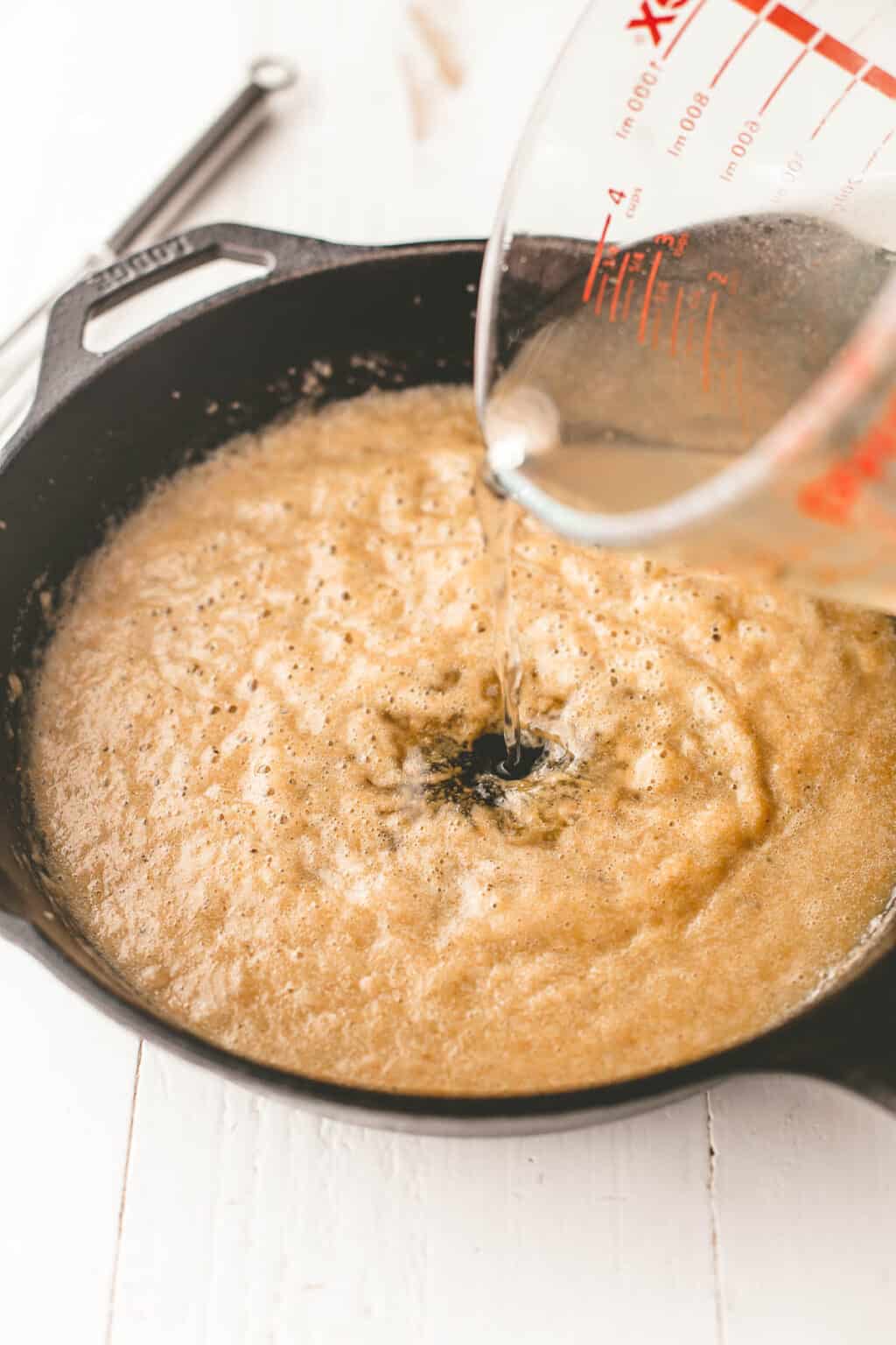 Turkey Gravy with White Wine and Sage