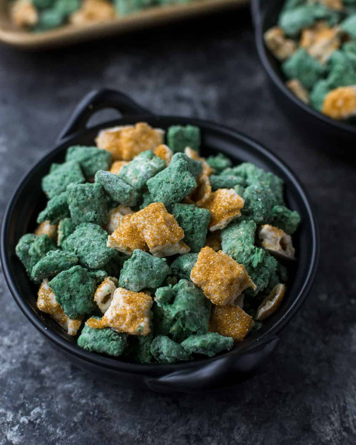 puppy chow in a black bowl