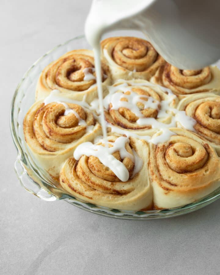 Apple Butter Cinnamon Rolls with Vanilla Glaze