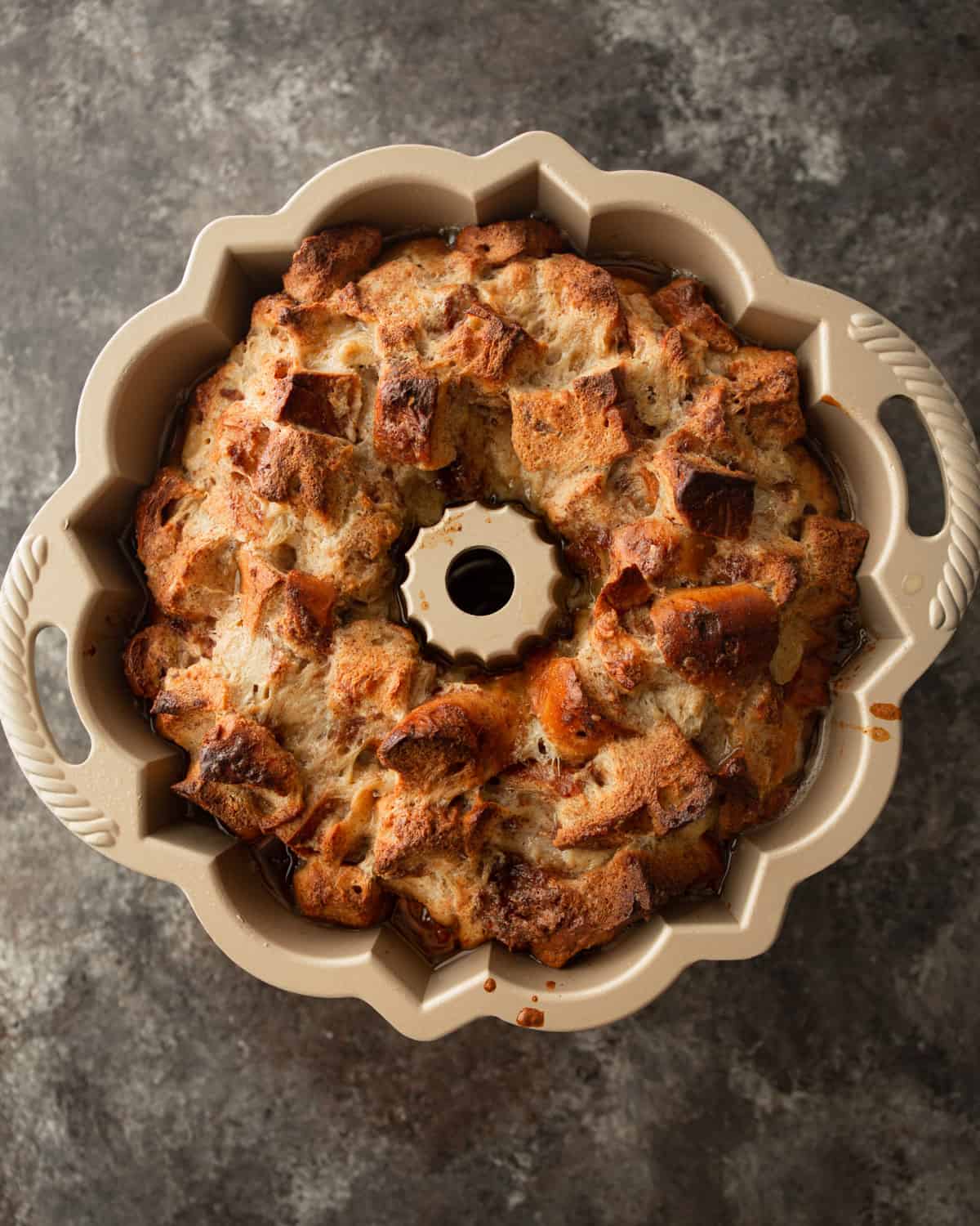 baked bagels in a bundt pan