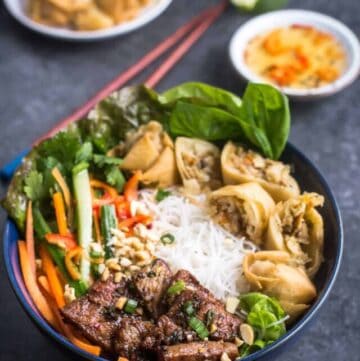 cropped-Vietnamese-Noodle-Bowls-9.jpeg