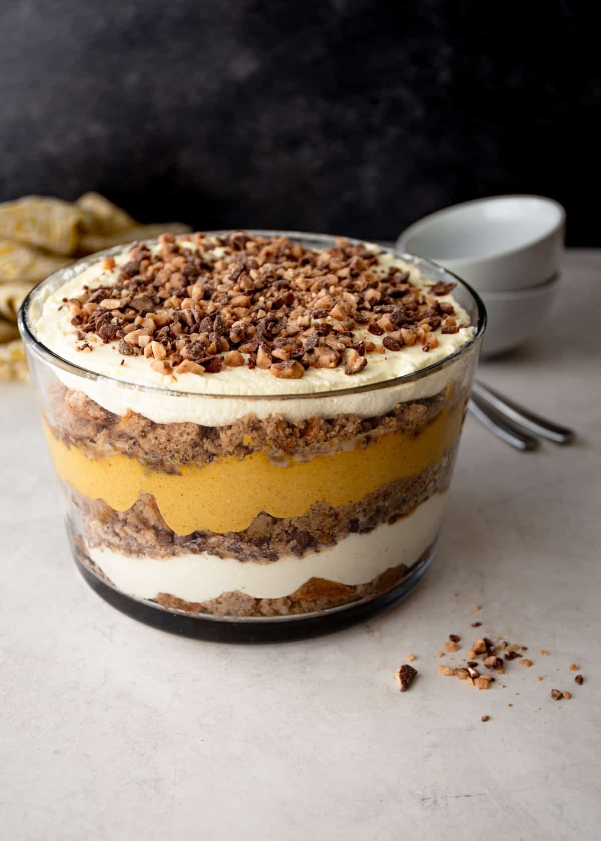 pumpkin spice trifle in a clear glass bowl